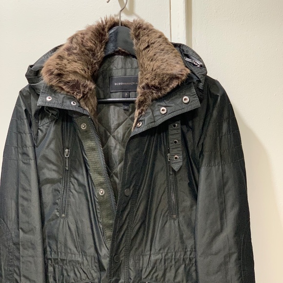 BCBGMAXAZRIA parka jacket with detachable lining, evergreen color, size XS - Picture 2 of 16